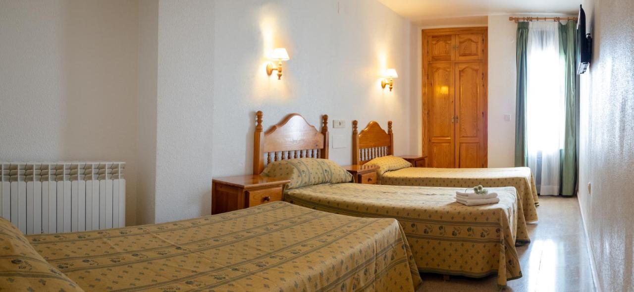 Hotel Valmar Villar de Olalla Esterno foto