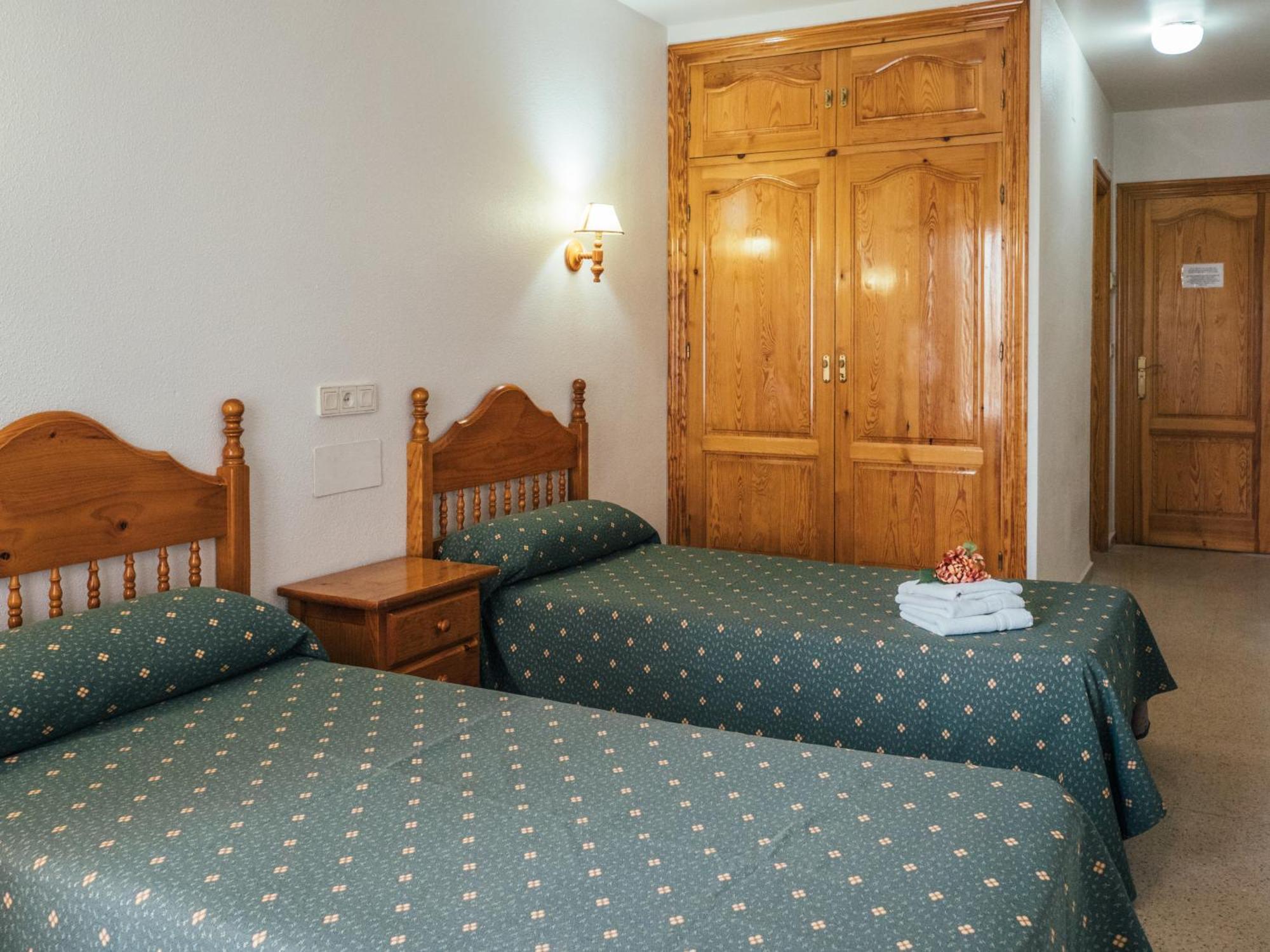 Hotel Valmar Villar de Olalla Esterno foto